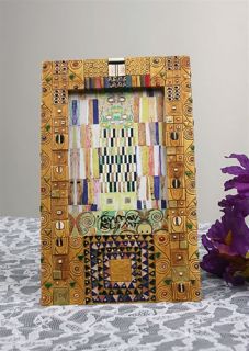 This photo frame was based on the design Klimt made for the short side 