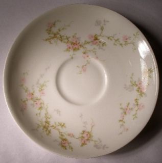 Haviland China Lucille 323 Oval Covered Vegetable Bowl