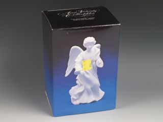 1987 Avon Nativity Collectibles The Standing Angel Figurine