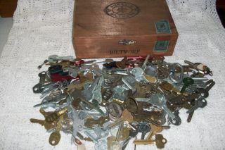   190 Old Blank Metal Keys USA Russwin Curtis Wooden Aurelia Cigar Box