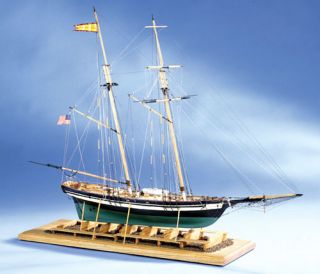Model Shipways Pride of Baltimore II Clipper Wood Model