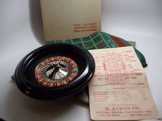 Vintage H Baron Co de Luxe 8 Roulette Wheel Box Felt Ball 