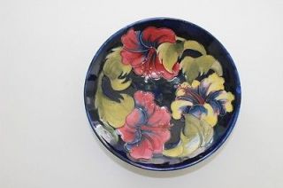 Vintage Moorcroft Blue Bowl Red & Green Hibiscis British Art Pottery 