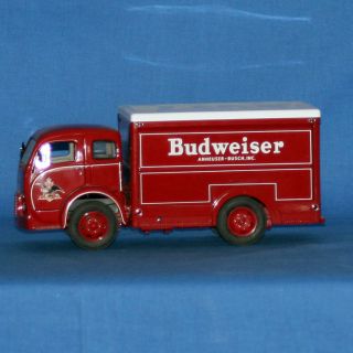 Danbury Mint   Replica of 1955 Budweiser Delivery Truck in 1/24th 