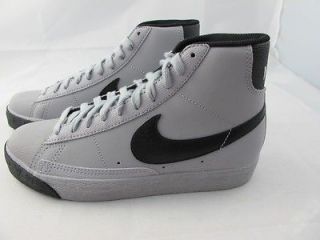 nike blazers size 4 in Clothing, 