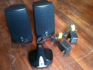 Acoustic Research AW871 Wireless Stereo Speakers, In Excellent 