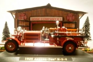 43 SCALE 1925 AHRENS FOX N S 4 FIRE ENGINE DIORAMA BACKGROUND 