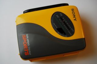 Sony Wm SXF30 FM Am Radio Cassette Walkman Sports