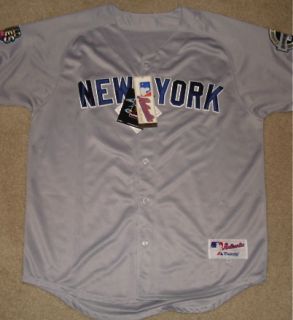 Andy Pettitte Autographed Jersey Yankees w Proof