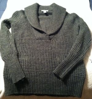 Ann Taylor Loft Charcoal Gray V Neck Sweater Size M