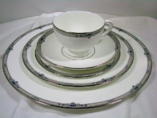 Fantastic hard to find Wedgewood china in the Amherst pattern. This is 