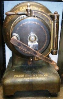 Vintage Victor Manganese Cannonball Safe