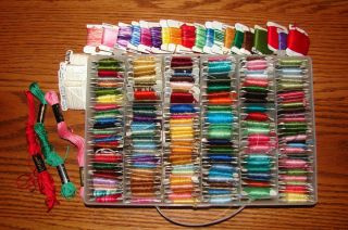 LARGE LOT OF SKEINS DMC EMBROIDERY FLOSS ORGANIZER CONTAINER