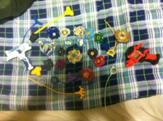 Beyblade Lot Beyblades and accessories AND RARE DRIGGER SHOOTER