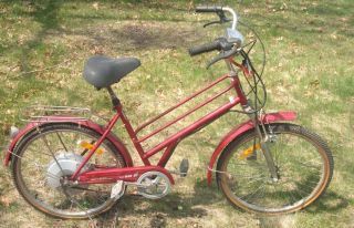    VINTAGE ELECTRIC BICYCLE GREAT FOR BIKE TRAILS HAS A HIDDEN MOTOR