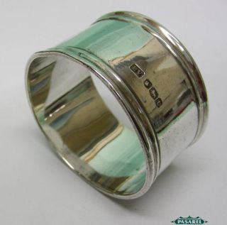   VIII Sterling silver Napkin Ring By Emile Viner Sheffield England 1936