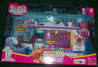 New in Box Blip Toys Squinkies Cruise SHIP Surprize Playset