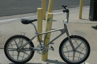    bmx bicycle bike team mongoose frame motomag II rims gt sugino parts