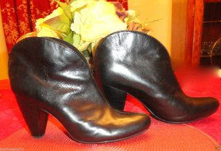  Born Crown Black Leather Ankle Boots 9M