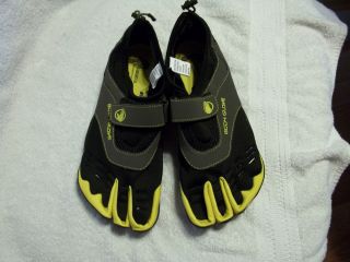 Mens Body Glove Barefoot 3T Water Shoes Size 9 Yellow Black