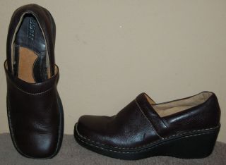 BORN CROWN BROWN LEATHER PADDOCK OCCUPATIONAL WEDGE CLOG SHOES SZ 11 