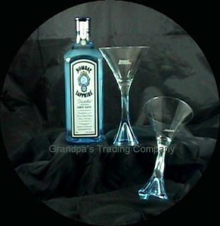 Bombay SAPPHIRE Dry Gin Crystal Etched Twisted Blue Stem Martini 