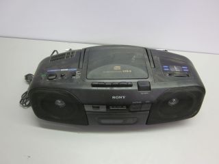Sony CFD 8 Am FM Radio CD Cassette Player Boombox