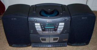   CD Dual Cassette Am FM Radio Boombox Detachable Speakers