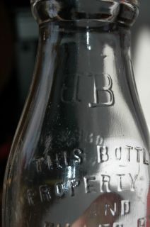 Vintage 1940s 50s Bowman Dairy Company One Pint Milk Bottle, Chicago 