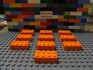 baseplates and assorted bricks used in this listing are for 