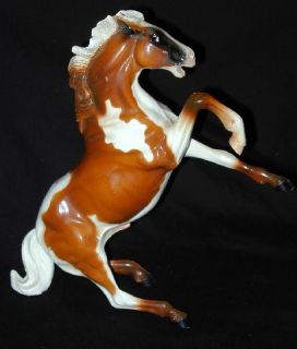 Hartland Rearing Pinto Brown/White Horse Approx. 9 1/2 tall    Has 