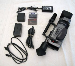 Sony Handycam DCR VX2100E Silver Mini DV PAL Video Camera WORKS SD