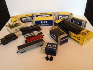 Rare Vintage Marx 999 HO Battery Powered Steam Train Set w Boxes 