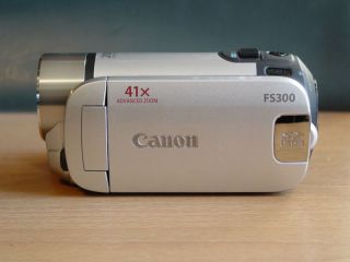 Canon FS300 Camcorder 41X Advanced Zoom 2 7 Widescreen LCD