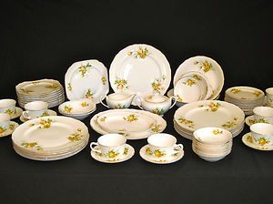 Canonsburg China 81 pc set Sun Valley yellow rose 22 K gold excellent 