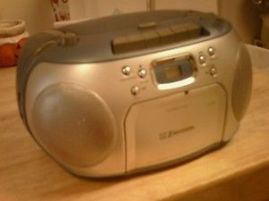 Emerson Cassette Radio CD Player