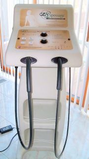   Gemini G5 3 Zone massage machine has two vibrating attachments