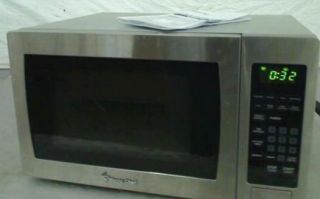 Magic Chef 0.9 cu. ft. Countertop Microwave in Stainless Steel