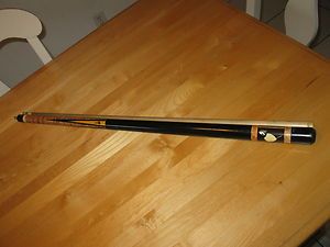MEUCCI POOL CUE DAVID HOWARD / DH SERIES DH 4B ARCHIVE OF COLLECTABLE 