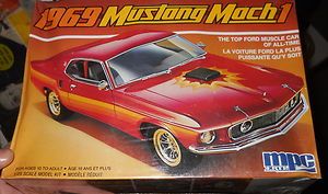 MPC 1969 FORD MUSTANG MACH I 1 25 Model Car Mountain KIT FS DENTED