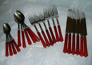 21 PC Cherry Red Bakelite 6 Knife 6 Fork 9 Spoon Tested Deco Style 