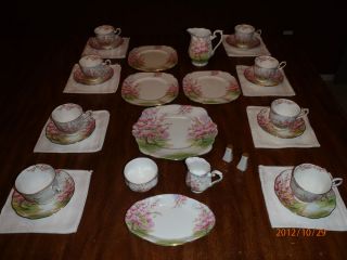 Royal Albert Blossom Time Bone China 24 Pieces MINT CONDITION