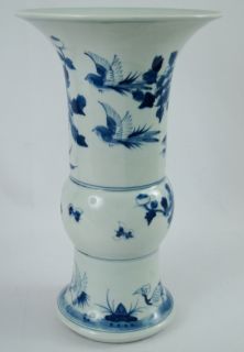 Antique Chinese Kangxi Mark Blue White Porcelain Lotus Bird Vase