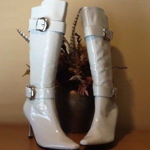 CL by Chinese Laundry Shannon Style Winter White Leather Boots Women