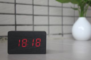 New Mini Digital Wooden Wood Alarm Clock Red LED in Black Box with