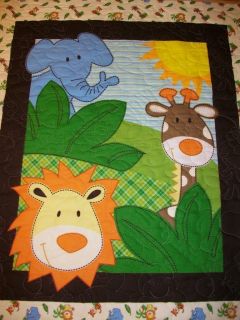Lion, Giraffe, Elephant Quilt   Jungle Animals Quilted all over   See