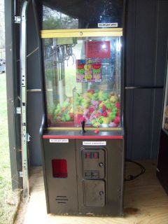 Crane Claw Machine Arcade Game Small Prize Play to Win