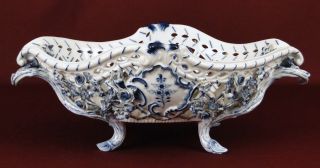 Antique Meissen Germany Porcelain Cobalt Blue Onion Centerpiece Bowl
