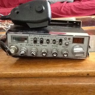 Cobra 29 wx nw st sound tracker CB Radio With Cords And Mic Good
