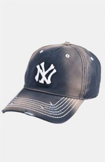 Red Jacket New York Yankees Distressed Cap